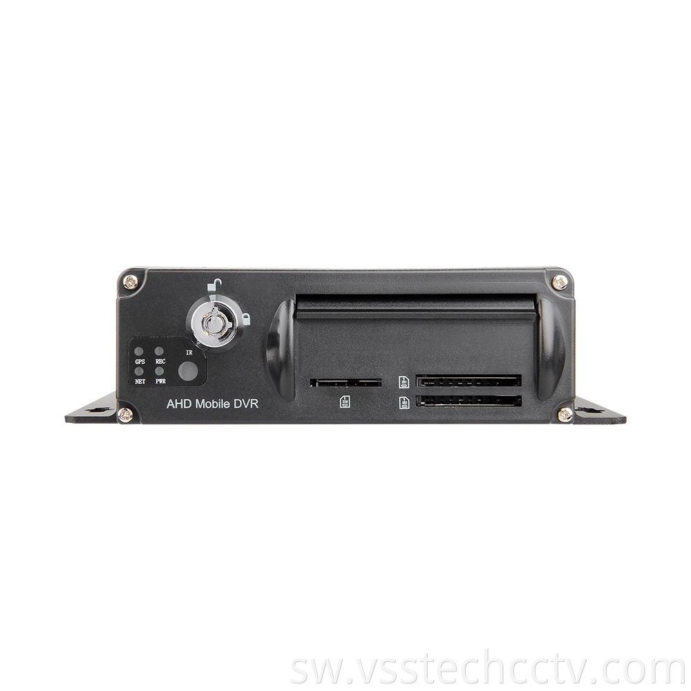 4 Channel SD Card Mobile DVR